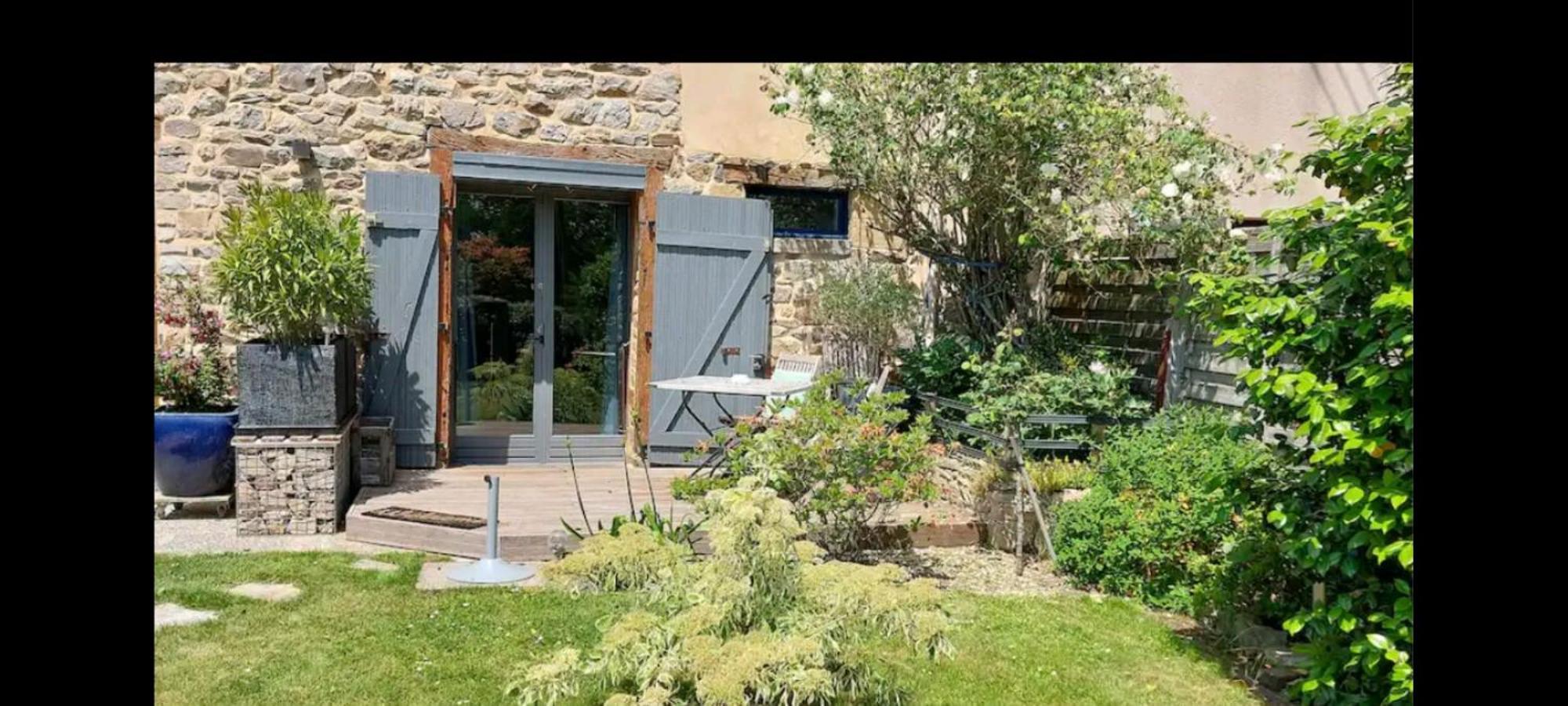 Studio Cosy Proche De Rennes Montreuil-le-Gast Exteriör bild